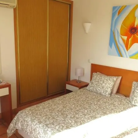 Top Floor Apartment With Large Terrace And Sea View - Winter Lets